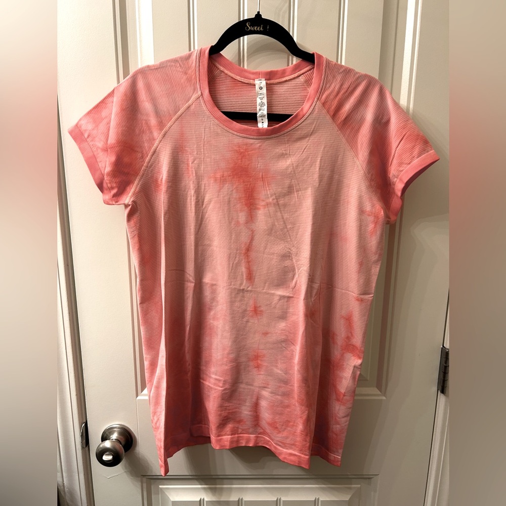 Lululemon swiftly tech short sleeve